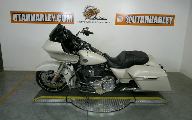 2022 Harley-Davidson Road Glide® Special