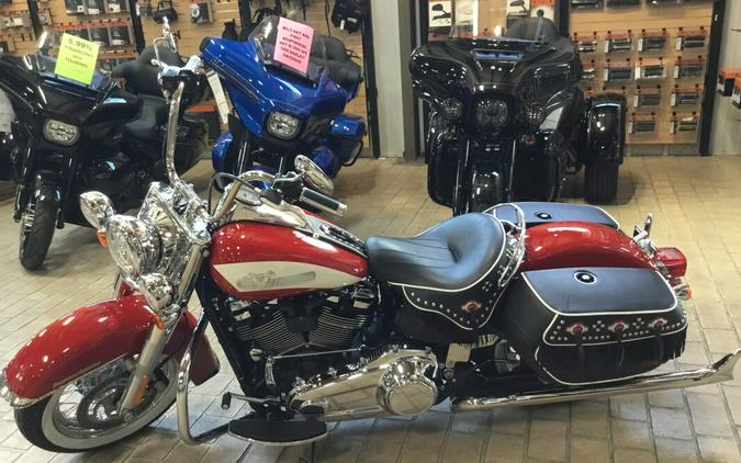 2024 Harley-Davidson® Hydra-Glide Revival Redline Red