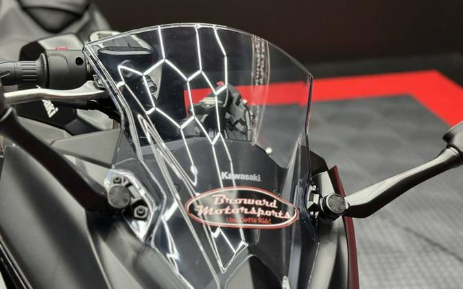 2026 Kawasaki Ninja 500 Metallic Flat Spark Black