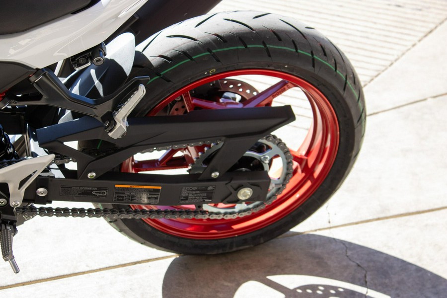 2026 KAWASAKI Z500 SE ABS