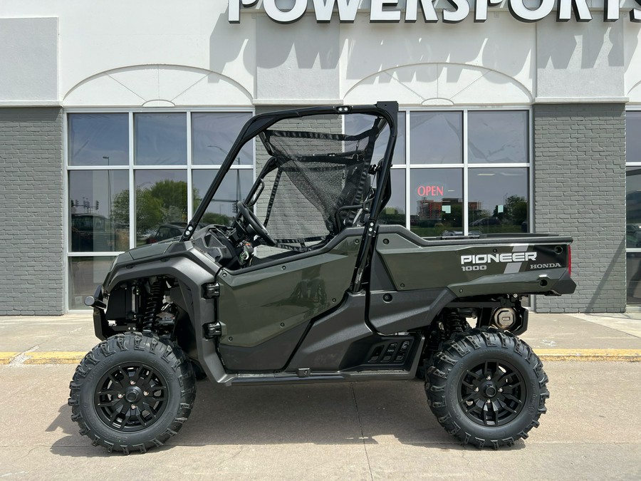 2025 Honda Pioneer 1000 Deluxe