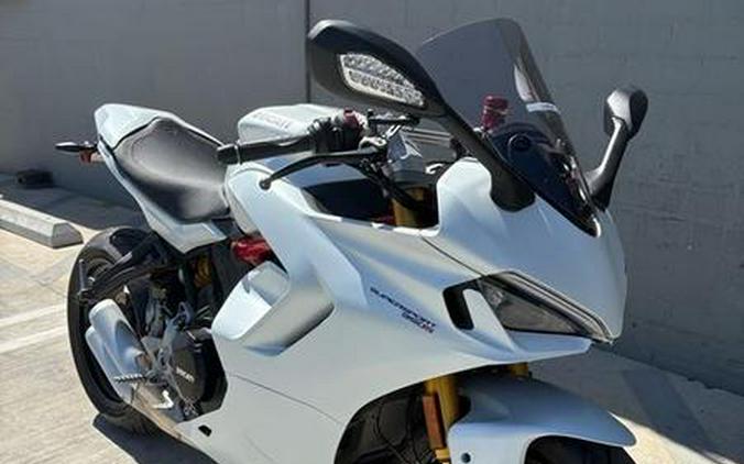 2023 Ducati SuperSport 950 S Arctic White