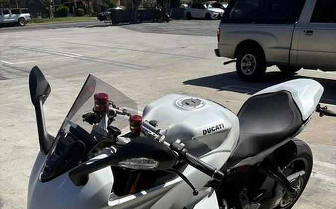 2023 Ducati SuperSport 950 S Arctic White