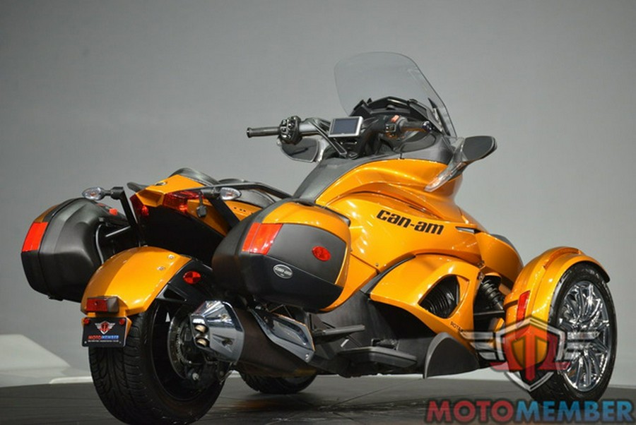 2014 Can-Am Spyder ST Limited SE5