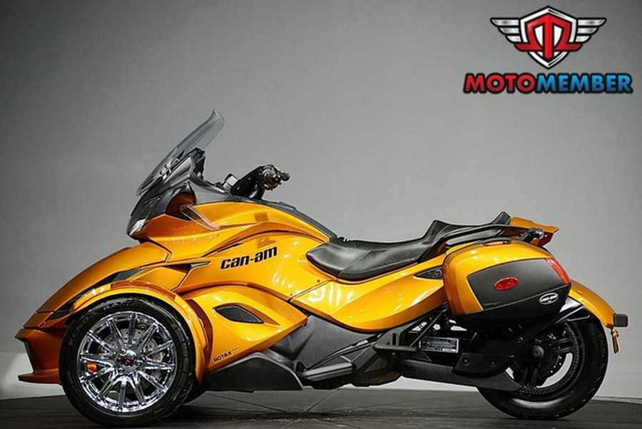 2014 Can-Am Spyder ST Limited SE5