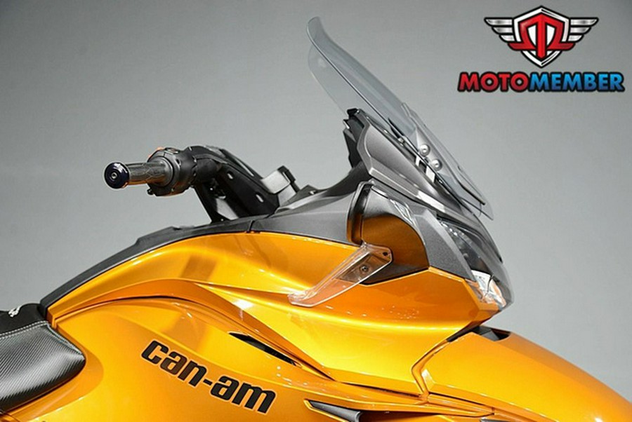 2014 Can-Am Spyder ST Limited SE5