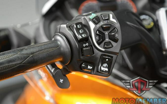 2014 Can-Am Spyder ST Limited SE5