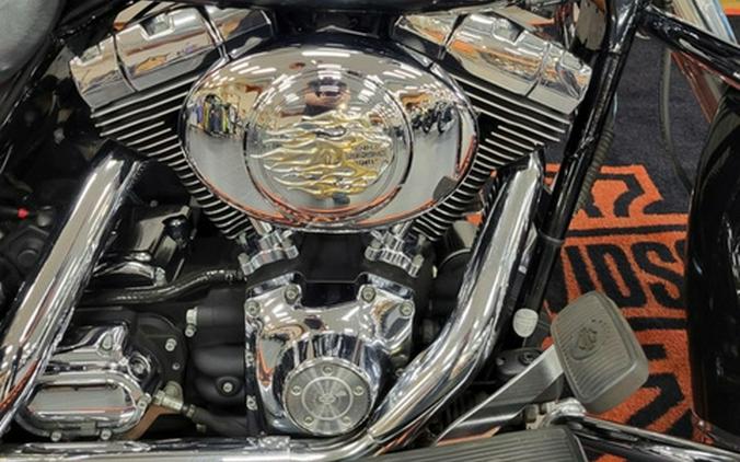 2006 Harley-Davidson FLHRCI - Road King Classic