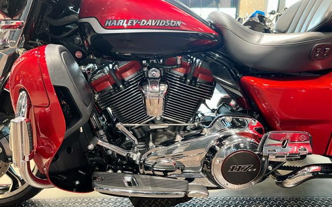2021 Harley-Davidson CVO TRI GLIDE