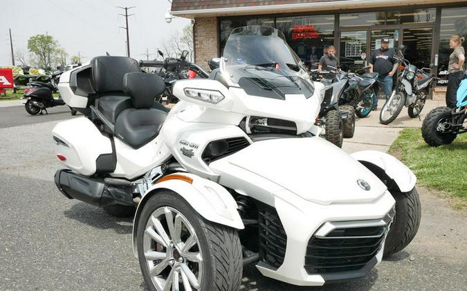 2017 Can-Am® Spyder® F3 Limited 6-Speed Semi-Automatic (SE6)