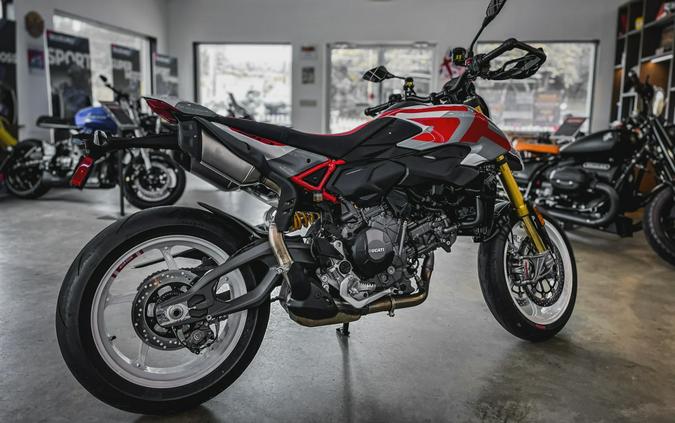 2026 DUCATI HYPERMOTARD V2 SP