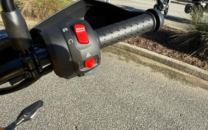 2026 Triumph Scrambler 400 XC