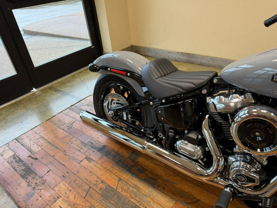 New 2026 Harley-Davidson Street Bob Cruiser Motorcycle For Sale Near Memphis, TN