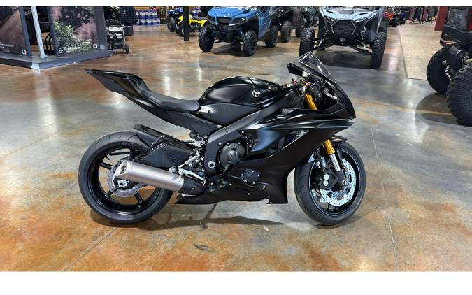 2026 YZF-R6 RACE - Yamaha