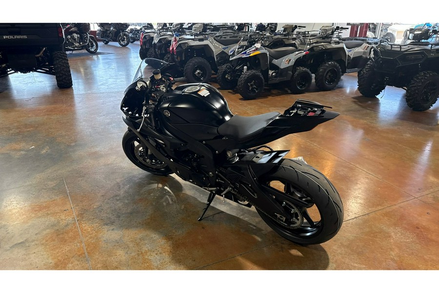 2026 YZF-R6 RACE - Yamaha