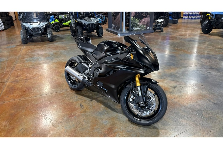 2026 YZF-R6 RACE - Yamaha