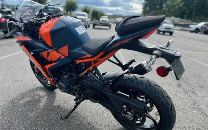 2022 KTM RC 390