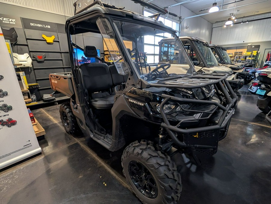 2023 Can-Am Defender DPS HD10