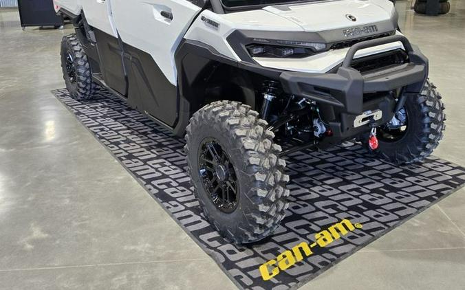 2026 Can-Am® Defender MAX Limited HD11