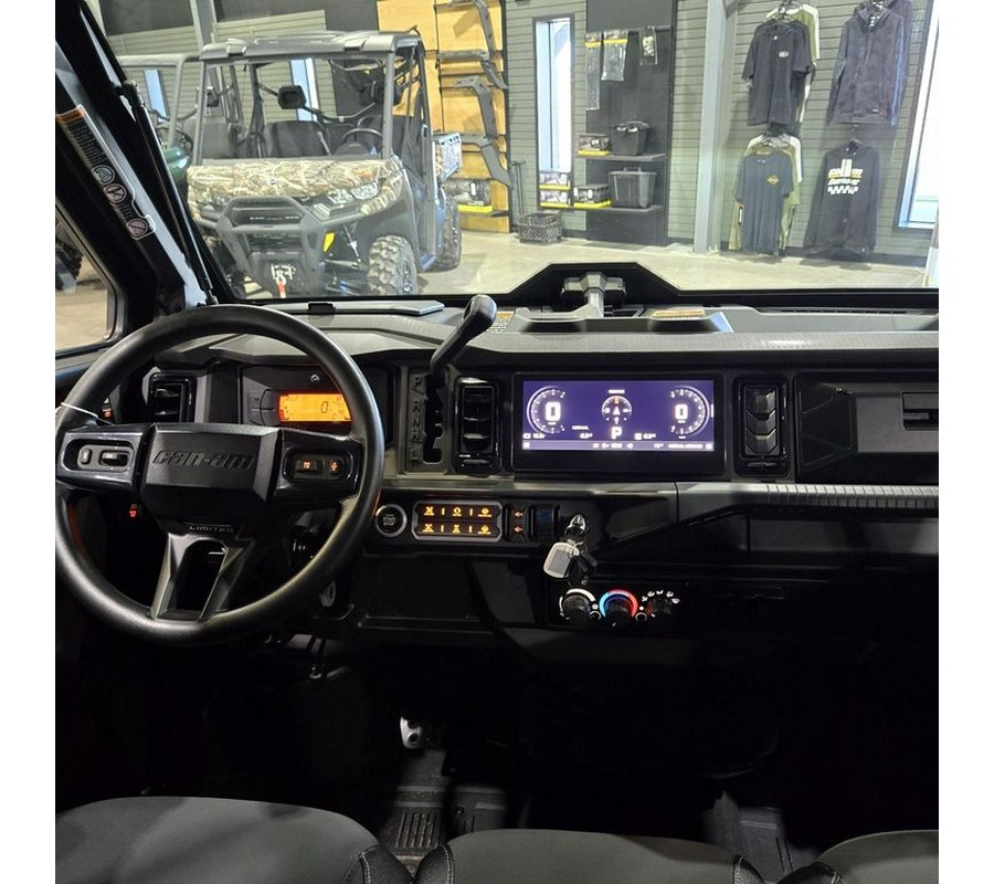 2026 Can-Am® Defender MAX Limited HD11