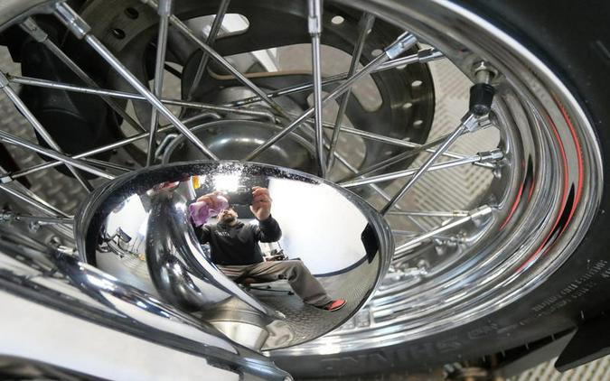 2018 Harley-Davidson® FLDE - Softail® Deluxe