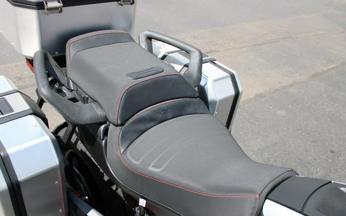 2025 Can-Am Canyon? XT