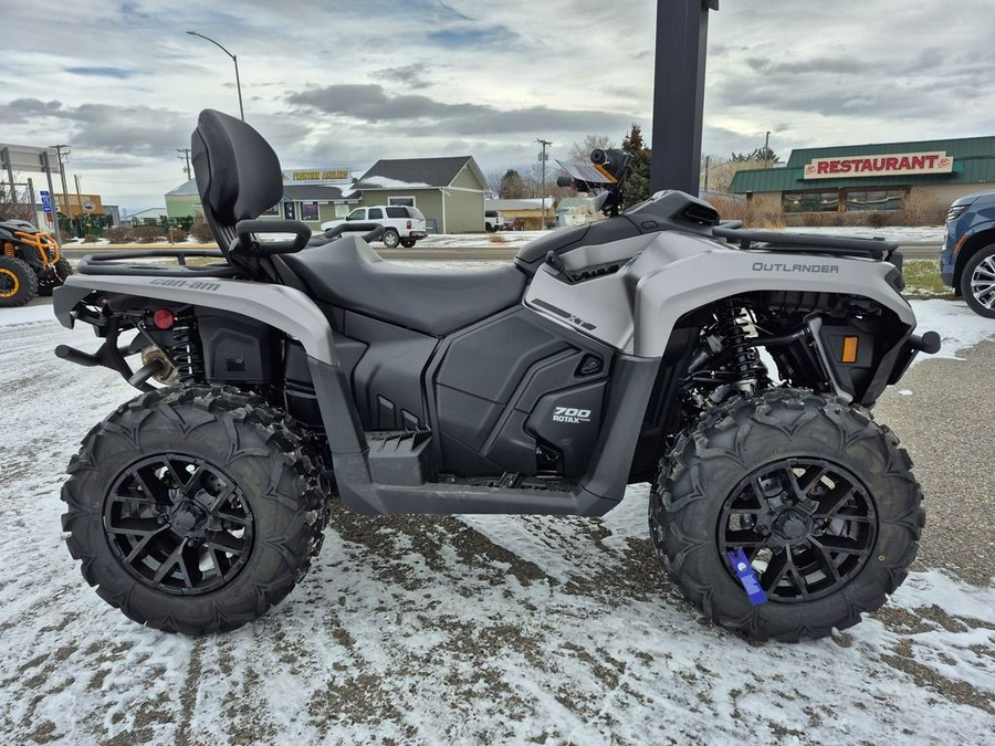 2025 Can-Am® Outlander MAX XT 700