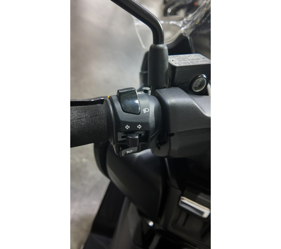 2024 Suzuki AN400