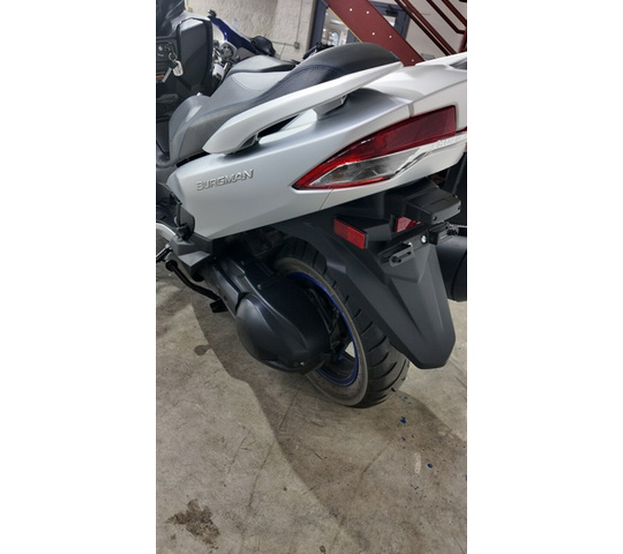 2024 Suzuki AN400