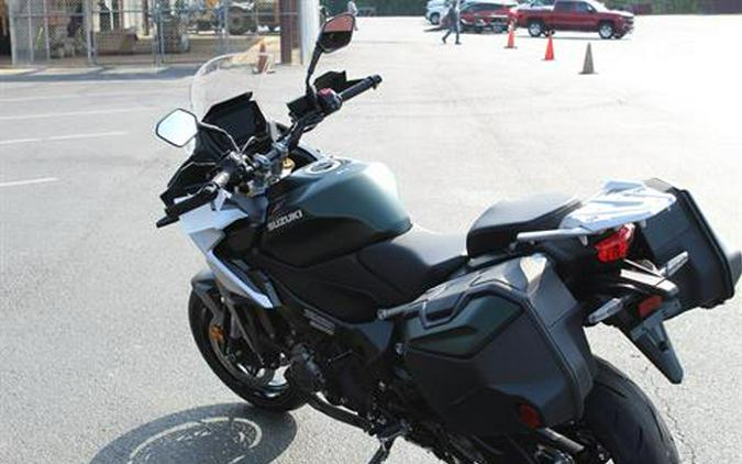 2024 Suzuki GSX-S1000GX+