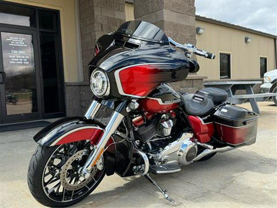 2021 Harley-Davidson CVO™ Street Glide®