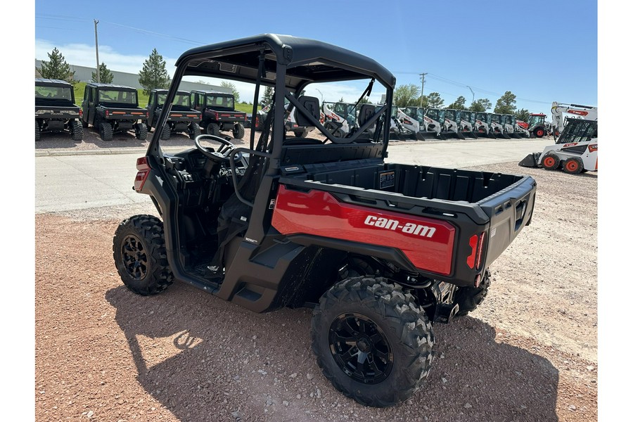 2024 Can-Am Defender XT HD9