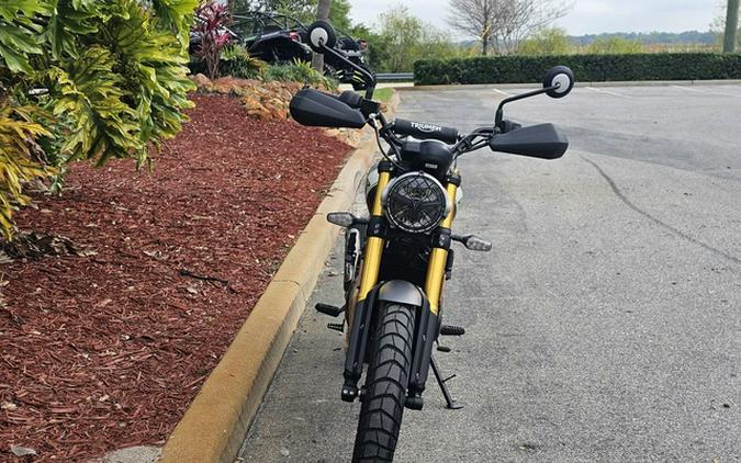 2025 TRIUMPH Scrambler 400 X Matte Khaki Green / Fusion White