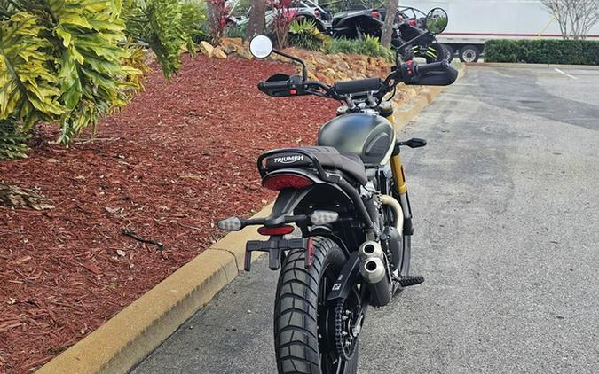 2025 TRIUMPH Scrambler 400 X Matte Khaki Green / Fusion White