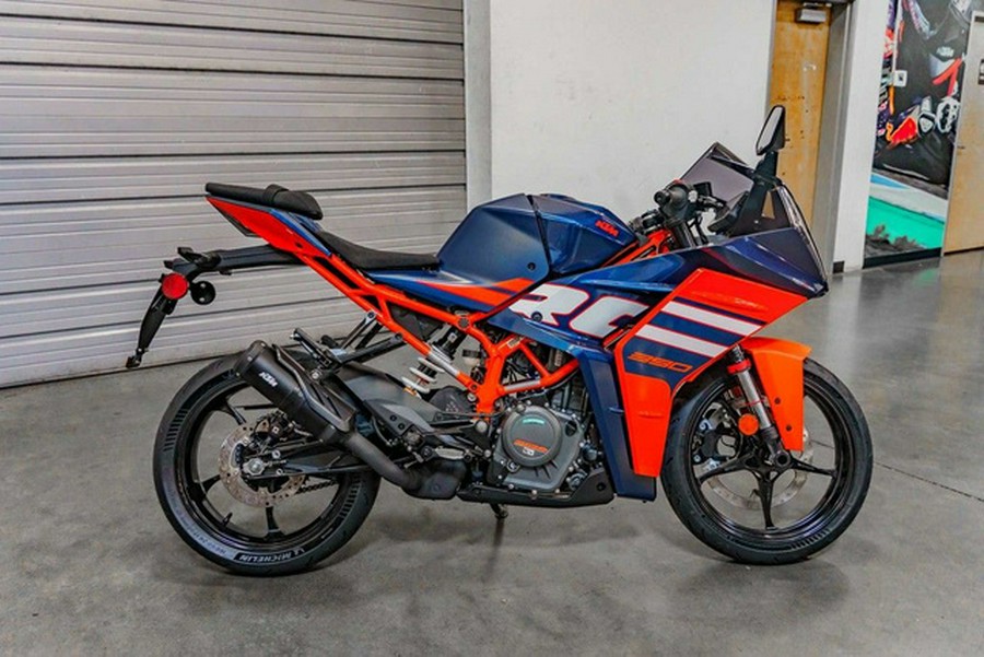 2024 KTM RC 390