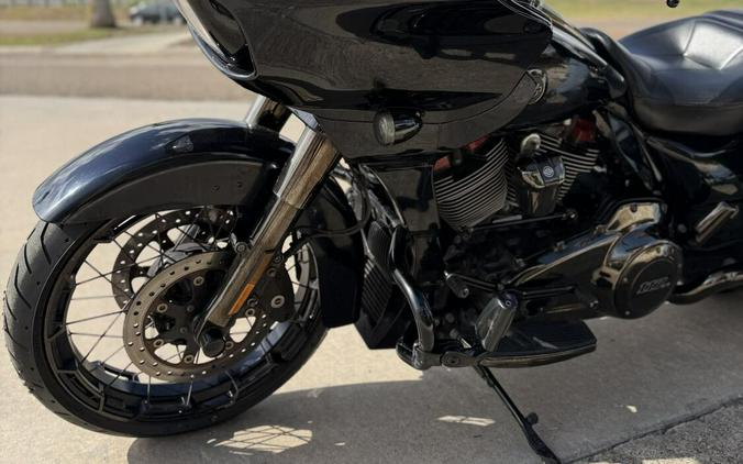 2022 Harley-Davidson CVO Road Glide BLUE STEEL