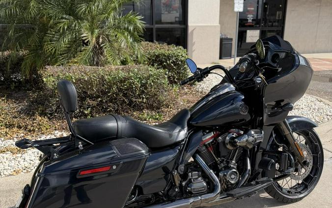 2022 Harley-Davidson CVO Road Glide BLUE STEEL