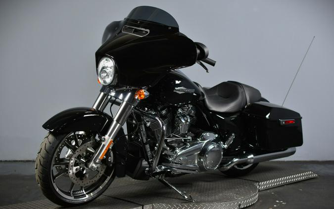 2023 Harley-Davidson Street Glide