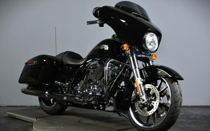 2023 Harley-Davidson Street Glide