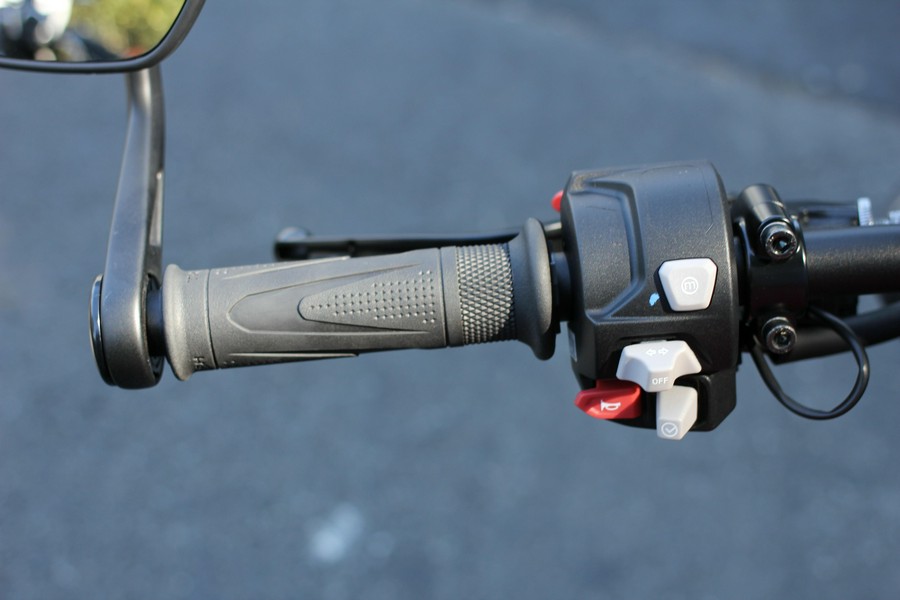 2025 Triumph Street Triple 765 RS