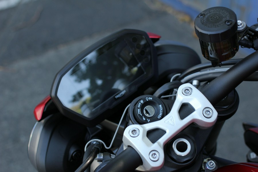 2025 Triumph Street Triple 765 RS