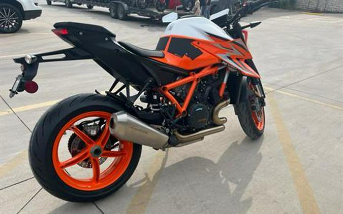 2023 KTM 1290 Super Duke R EVO