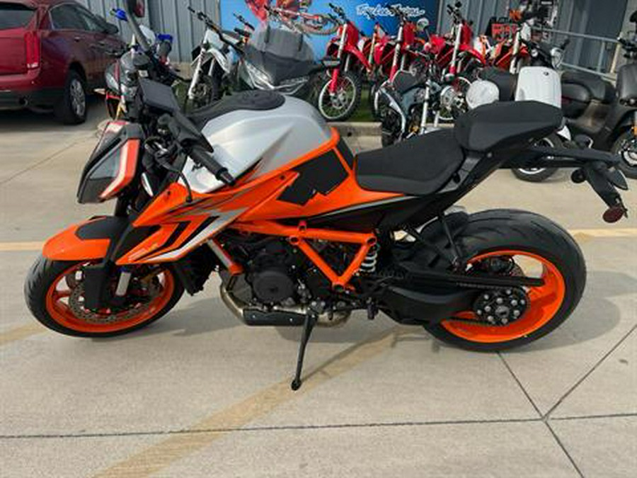 2023 KTM 1290 Super Duke R EVO