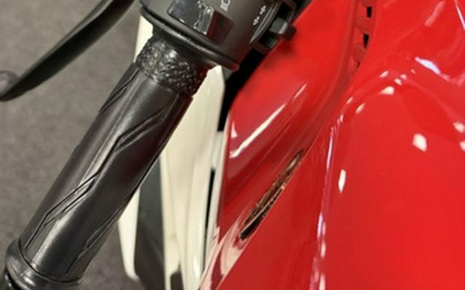 2026 Yamaha YZF-R3 70th Anniversary Edition R3