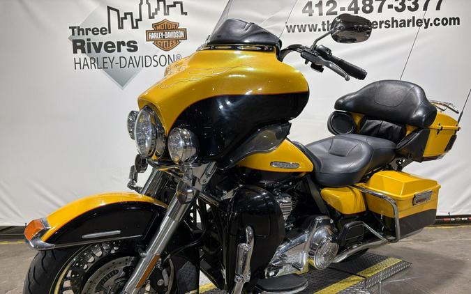 2013 Harley-Davidson Electra Glide Ultra Limited Yellow Pearl