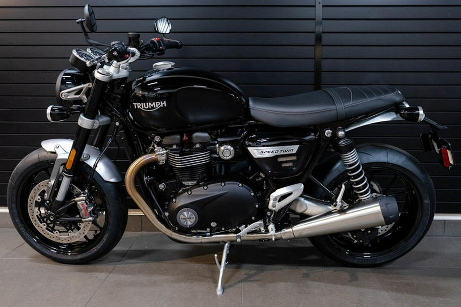 2024 Triumph Speed Twin 1200 Jet Black