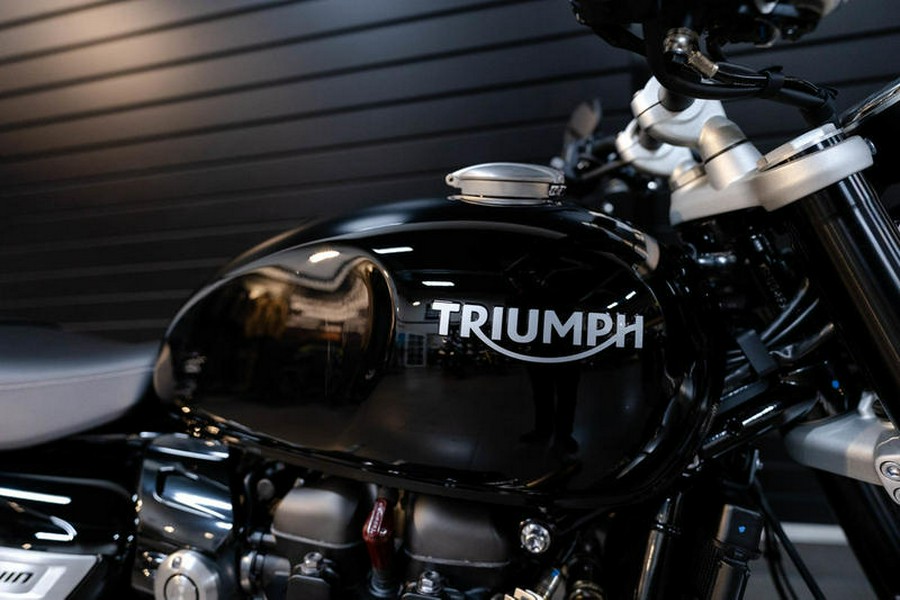 2024 Triumph Speed Twin 1200 Jet Black