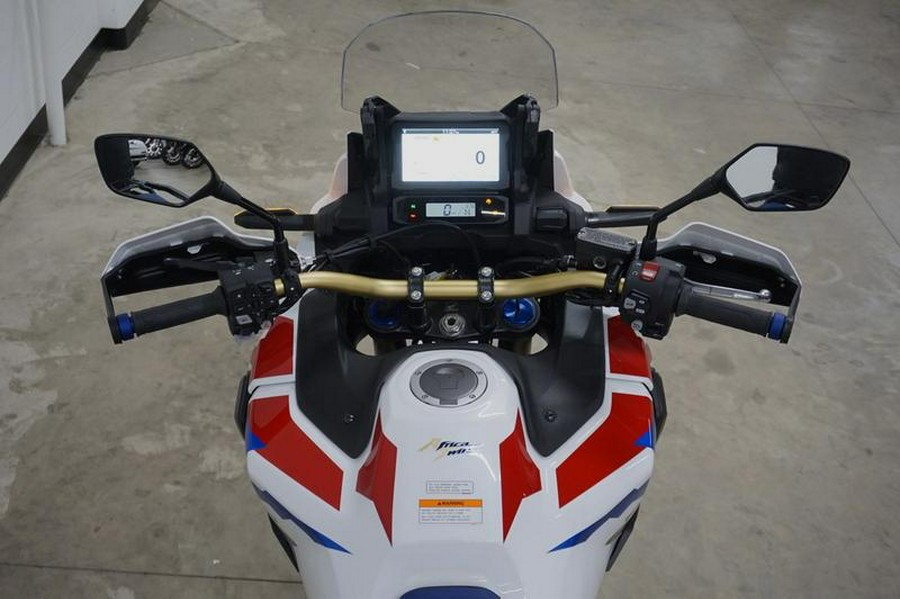 2025 Honda® Africa Twin Adventure Sports ES DCT