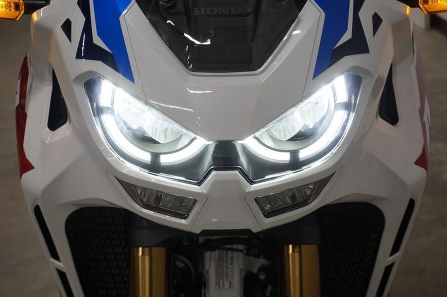 2025 Honda® Africa Twin Adventure Sports ES DCT