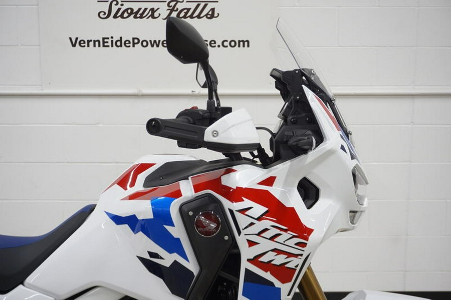 2025 Honda® Africa Twin Adventure Sports ES DCT